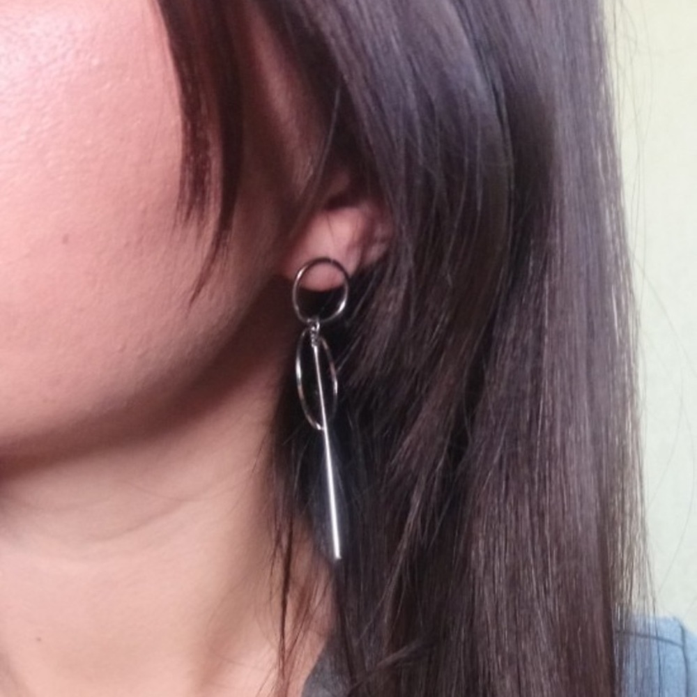 Unique Circle Bar Earrings 2 for $12 - Picture 10 of 11